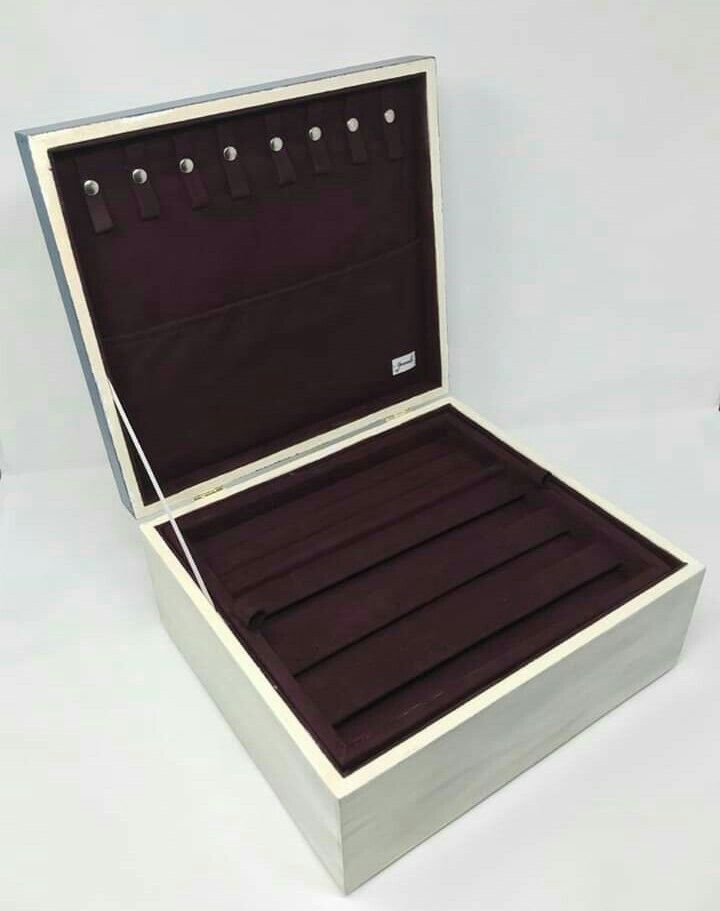 Stock Box